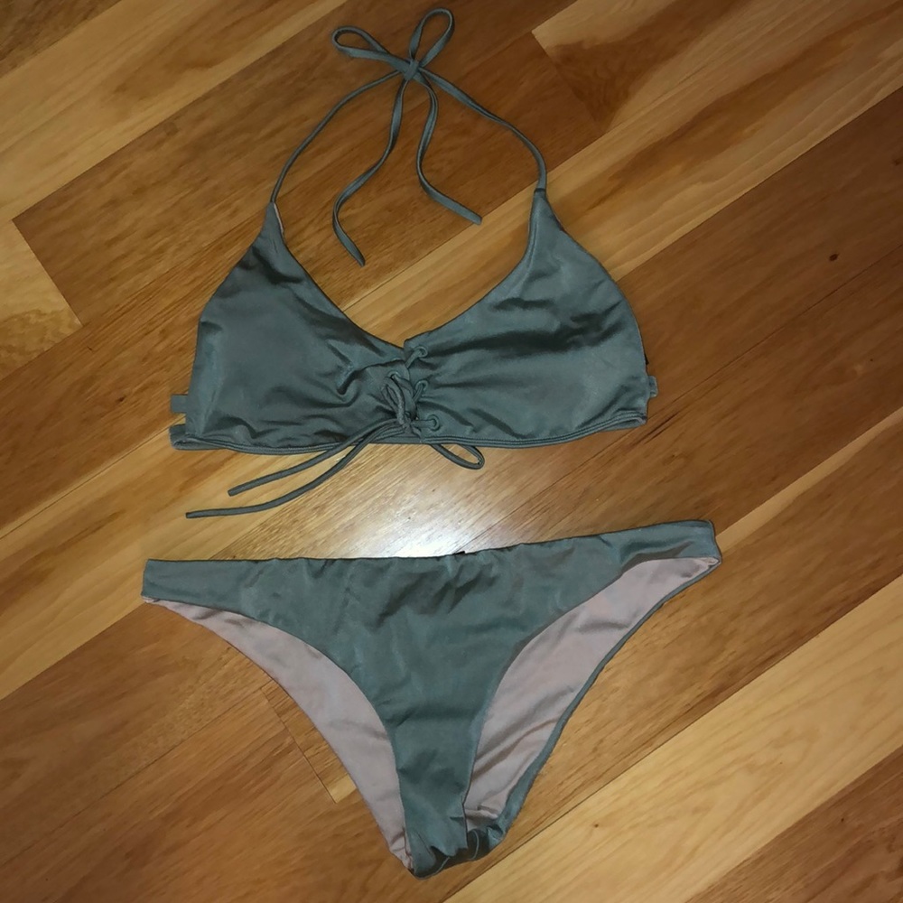 LA HEARTS 👙